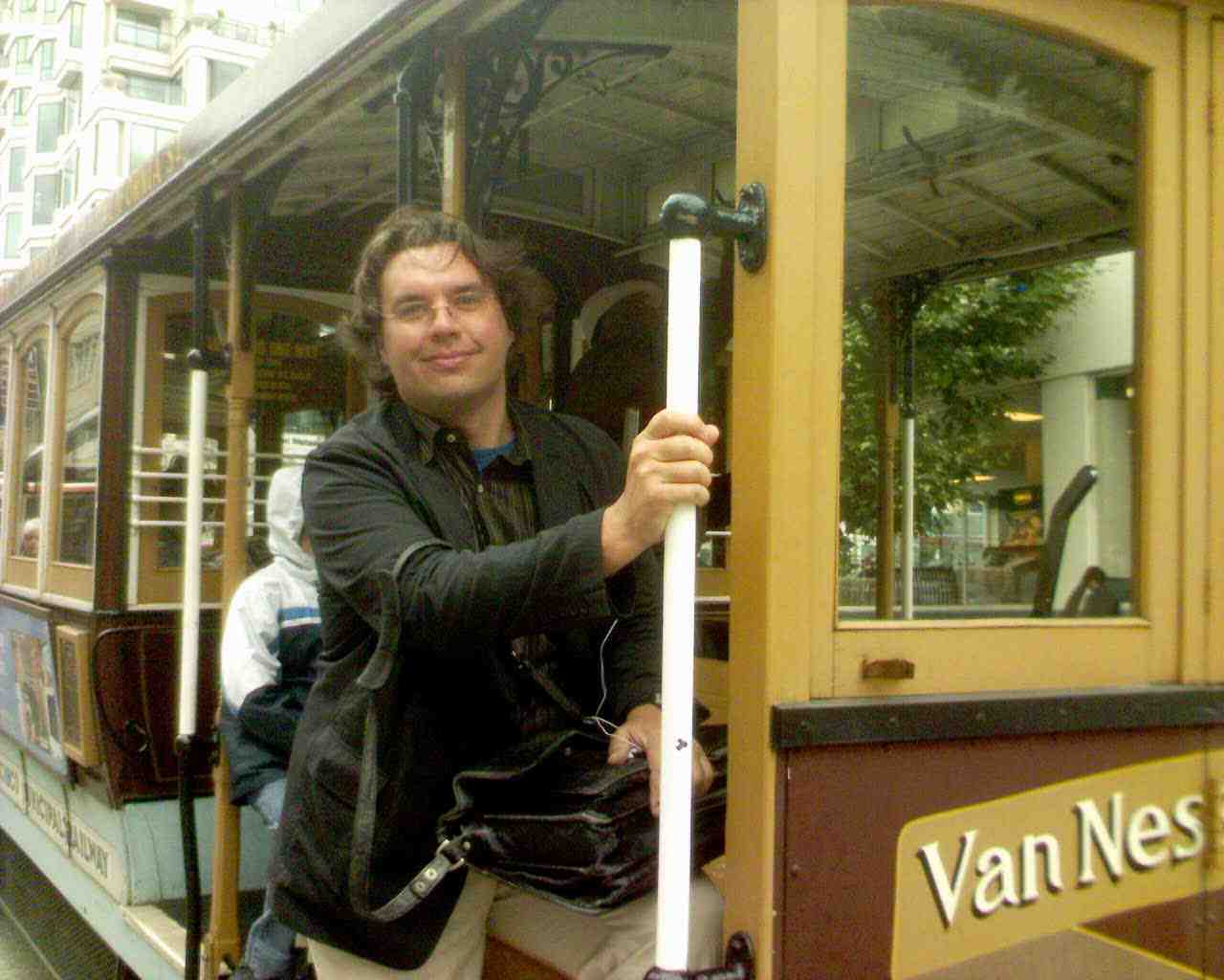 Perfunctory pic of me on SF cable car, Aug 17, 2005